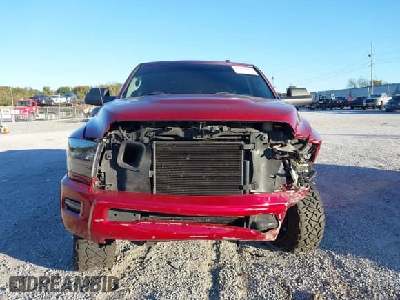 ✅ 2013 Ram 2500 Tradesman • VIN: 3C6UR5CL9DG592422 • Lot: 43437203. Wystawiony na IAAI z przebiegiem 215 435 mil. Bezpłatny archiwum sprzedaży aukcyjnych z USA i szczegółowy raport historii pojazdu na DreamBid. Zdjęcie 13.