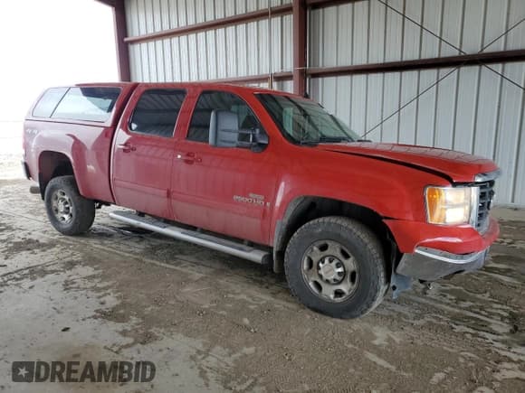 ✅ 2008 GMC Sierra 2500HD Work Truck • VIN: 1GTHK23668F223368 • Lot: 46904814. Listed on Copart with 116,775 mi. Free auction sales archive from the USA and detailed vehicle history report at DreamBid. Image 4.