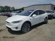 ✅ 2017 Tesla Model X 90D • VIN: 5YJXCBE29HF043552 • Лот: 57074005. Опубликован ранее на Copart с пробегом 66 670 миль. Бесплатный доступ к архиву аукционных продаж из США и подробный отчёт об истории автомобиля на DreamBid. Изображение 1.