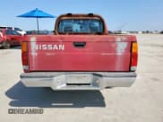 ✅ 1988 Nissan Hardbody • VIN: 1N6ND11S4JC360059 • Lot: 66117965. Wystawiony na Copart z przebiegiem 255 043 mil. Bezpłatny archiwum sprzedaży aukcyjnych z USA i szczegółowy raport historii pojazdu na DreamBid. Zdjęcie 6.
