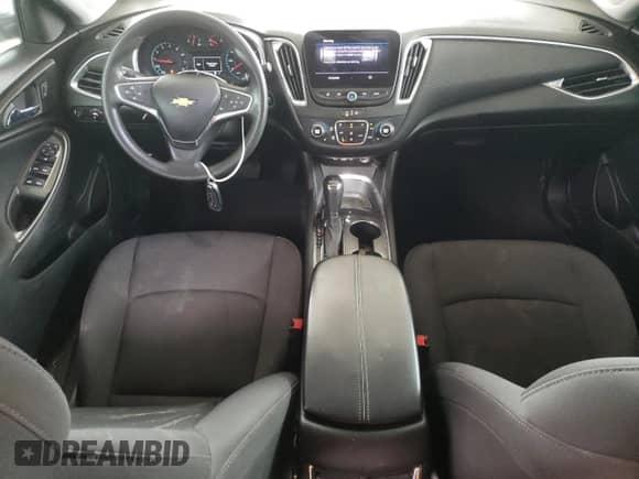 2020 Chevrolet Malibu LT z VIN 1G1ZD5ST3LF032788, wystawiony jako Copart lot #82228235 z przebiegiem 93 294 mil mil oraz Szkoda całkowita • Salvage title. Historia ofert i sprzedaży dostępna na DreamBid. Obrazek 8.