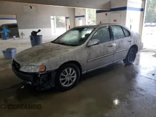 ✅ 2000 Nissan Altima XE • VIN: 1N4DL01D8YC211375 • Lot: 84194465. Wystawiony na Copart z przebiegiem 180 943 mil. Bezpłatny archiwum sprzedaży aukcyjnych z USA i szczegółowy raport historii pojazdu na DreamBid. Zdjęcie 1.