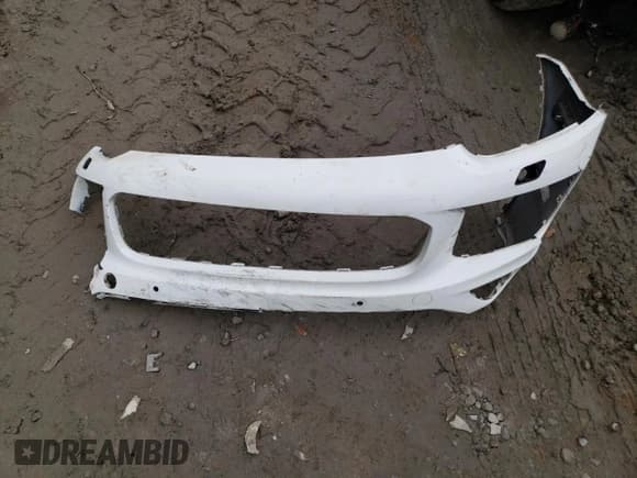 ✅ 2018 Porsche Cayenne • VIN: WP1AA2A24JKA00987 • Lot: 70476212. Listed on Copart with 75,822 mi. Free auction sales archive from the USA and detailed vehicle history report at DreamBid. Image 13.