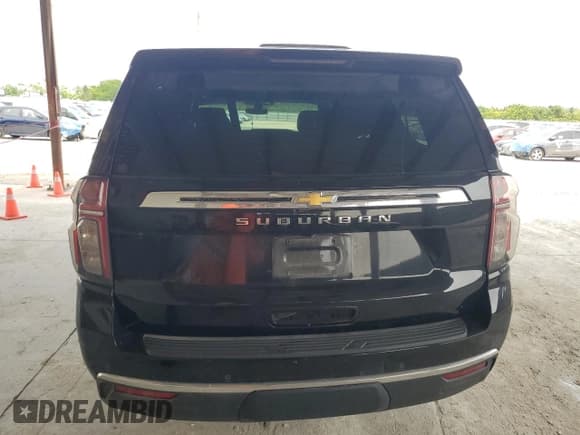 ✅ 2021 Chevrolet Suburban LS • VIN: 1GNSCBKD8MR388292 • Lot: 59531985. Listed on Copart with 86,189 mi. Free auction sales archive from the USA and detailed vehicle history report at DreamBid. Image 6.