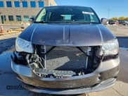 ✅ 2016 Dodge Grand Caravan SXT • VIN: 2C4RDGCG1GR334583 • Lot: 87115265. Wystawiony na Copart z przebiegiem 100 446 mil. Bezpłatny archiwum sprzedaży aukcyjnych z USA i szczegółowy raport historii pojazdu na DreamBid. Zdjęcie 5.