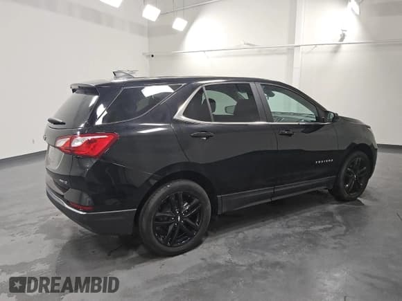 ✅ 2021 Chevrolet Equinox LT • VIN: 3GNAXUEV1ML395592 • Lot: 85890975. Listed on Copart with 18,790 mi. Free auction sales archive from the USA and detailed vehicle history report at DreamBid. Image 3.