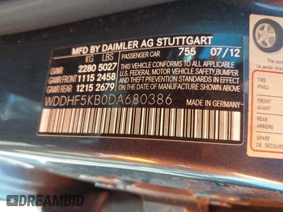 ✅ 2013 Mercedes-Benz E 350 Luxury • VIN: WDDHF5KB0DA680386 • Lot: 43530742. Wystawiony na IAAI z przebiegiem 142 328 mil. Bezpłatny archiwum sprzedaży aukcyjnych z USA i szczegółowy raport historii pojazdu na DreamBid. Zdjęcie 9.