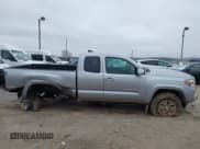 ✅ 2017 Toyota Tacoma SR5 • VIN: 5TFSZ5AN1HX072026 • Lot: 41793314. Wystawiony na IAAI z przebiegiem 76 975 mil. Bezpłatny archiwum sprzedaży aukcyjnych z USA i szczegółowy raport historii pojazdu na DreamBid. Zdjęcie 13.