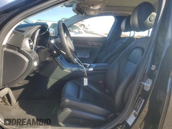 ✅ 2015 Mercedes-Benz C 300 Sport • VIN: 55SWF4KB7FU080811 • Лот: 86769635. Опубликован ранее на Copart с пробегом 64 278 миль. Бесплатный доступ к архиву аукционных продаж из США и подробный отчёт об истории автомобиля на DreamBid. Изображение 7.