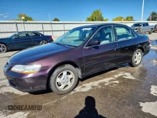 1998 Honda Accord EX с VIN 1HGCG5650WA167620, выставлен на аукционе Copart как лот 86530955 с пробегом 159 966 миль миль и Списание • Salvage title. История ставок и продаж доступна на DreamBid. Изображение 1.