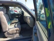 ✅ 2000 Chevrolet Silverado 1500 LT • VIN: 1GCEK19T5YE161803 • Lot: 43389504. Listed on IAAI with 363,069 mi. Free auction sales archive from the USA and detailed vehicle history report at DreamBid. Image 5.