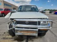 ✅ 1994 Toyota 4Runner • VIN: JT3VN39W9R0165370 • Lot: 70345195. Wystawiony na Copart z przebiegiem 195 936 mil. Bezpłatny archiwum sprzedaży aukcyjnych z USA i szczegółowy raport historii pojazdu na DreamBid. Zdjęcie 5.