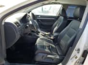 ✅ 2010 Volkswagen Jetta Limited Edition • VIN: 3VWAZ7AJ3AM115147 • Лот: 52068825. Опубликован ранее на Copart с пробегом 154 804 миль. Бесплатный доступ к архиву аукционных продаж из США и подробный отчёт об истории автомобиля на DreamBid. Изображение 7.