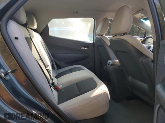 ✅ 2020 Chevrolet Bolt EV LT • VIN: 1G1FY6S06L4135217 • Lot: 73659764. Wystawiony na Copart z przebiegiem Nie podano. Bezpłatny archiwum sprzedaży aukcyjnych z USA i szczegółowy raport historii pojazdu na DreamBid. Zdjęcie 6.