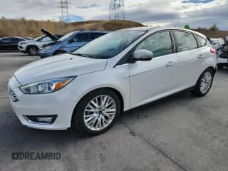 ✅ 2016 Ford Focus Titanium • VIN: 1FADP3N24GL275751 • Лот: 91694865. Опубликован ранее на Copart с пробегом 95 088 миль. Бесплатный доступ к архиву аукционных продаж из США и подробный отчёт об истории автомобиля на DreamBid. Изображение 1.