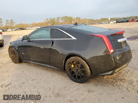 ✅ 2013 Cadillac CTS-V • VIN: 1G6DV1EP4D0108337 • Lot: 88963285. Listed on Copart with 128,463 mi. Free auction sales archive from the USA and detailed vehicle history report at DreamBid. Image 2.