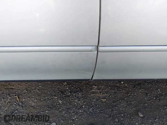 ✅ 1995 Toyota Camry LE • VIN: JT2SK12E2S0301107 • Lot: 42797146. Wystawiony na IAAI z przebiegiem 229 418 mil. Bezpłatny archiwum sprzedaży aukcyjnych z USA i szczegółowy raport historii pojazdu na DreamBid. Zdjęcie 6.