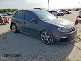 ✅ 2013 Volkswagen Golf R w/Sunroof & Navi • VIN: WVWPF7AJ1DW037008 • Лот: 63728265. Опубликован ранее на Copart с пробегом 117 482 миль. Бесплатный доступ к архиву аукционных продаж из США и подробный отчёт об истории автомобиля на DreamBid. Изображение 4.