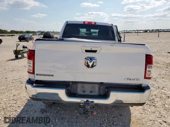 ✅ 2021 Ram 2500 Big Horn • VIN: 3C6UR5DL4MG653237 • Lot: 72035225. Listed on Copart with 110,568 mi. Free auction sales archive from the USA and detailed vehicle history report at DreamBid. Image 6.