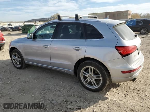 ✅ 2016 Audi Q5 Premium Plus • VIN: WA1L2AFP7GA059207 • Лот: 89798465. Опубликован ранее на Copart с пробегом 142 176 миль. Бесплатный доступ к архиву аукционных продаж из США и подробный отчёт об истории автомобиля на DreamBid. Изображение 2.
