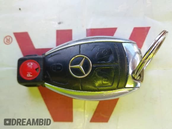 ✅ 2004 Mercedes-Benz CLK 500 • VIN: WDBTK75GX4T011709 • Lot: 43463687. Wystawiony na IAAI z przebiegiem 160 343 mil. Bezpłatny archiwum sprzedaży aukcyjnych z USA i szczegółowy raport historii pojazdu na DreamBid. Zdjęcie 11.