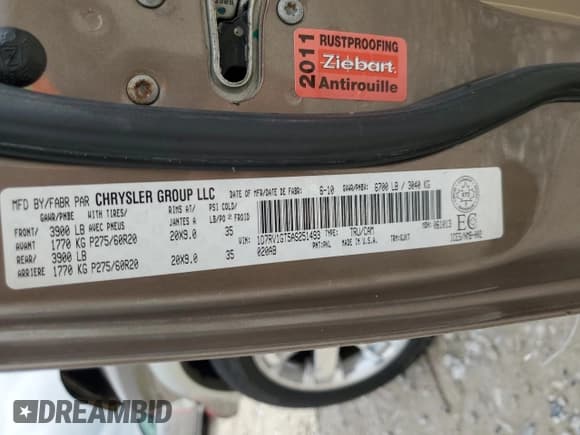 ✅ 2010 Dodge 1500 TRX • VIN: 1D7RV1GT5AS251493 • Lot: 56331035. Wystawiony na Copart z przebiegiem 141 183 mil. Bezpłatny archiwum sprzedaży aukcyjnych z USA i szczegółowy raport historii pojazdu na DreamBid. Zdjęcie 12.