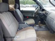 ✅ 1998 Toyota Tacoma • VIN: 4TAWN72N9WZ075423 • Lot: 42606373. Listed on IAAI with 223,592 mi. Free auction sales archive from the USA and detailed vehicle history report at DreamBid. Image 5.