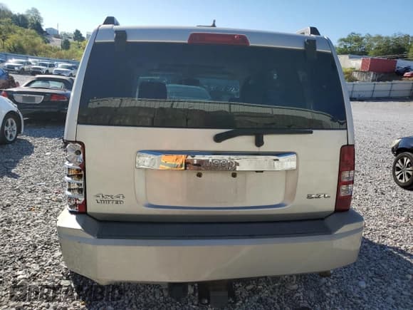 ✅ 2008 Jeep Liberty Limited • VIN: 1J8GN58K48W129914 • Lot: 81845275. Listed on Copart with 216,497 mi. Free auction sales archive from the USA and detailed vehicle history report at DreamBid. Image 6.