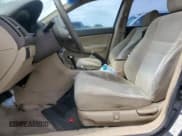 ✅ 2003 Honda Accord EX • VIN: 1HGCM56613A062341 • Lot: 69079135. Wystawiony na Copart z przebiegiem Nie podano. Bezpłatny archiwum sprzedaży aukcyjnych z USA i szczegółowy raport historii pojazdu na DreamBid. Zdjęcie 7.