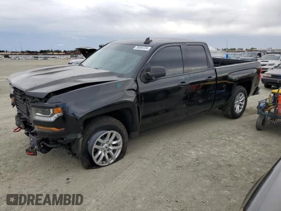 ✅ 2019 Chevrolet Silverado 1500 Custom • VIN: 2GCRCMEC9K1193992 • Lot: 76494724. Wystawiony na Copart z przebiegiem 83 892 mil. Bezpłatny archiwum sprzedaży aukcyjnych z USA i szczegółowy raport historii pojazdu na DreamBid. Zdjęcie 1.