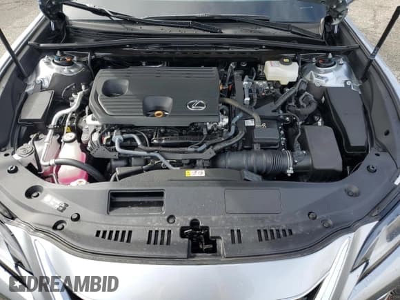 ✅ 2025 Lexus ES 300h • VIN: 58ADA1C11SU074309 • Lot: 92891125. Wystawiony na Copart z przebiegiem 2 867 mil. Bezpłatny archiwum sprzedaży aukcyjnych z USA i szczegółowy raport historii pojazdu na DreamBid. Zdjęcie 11.