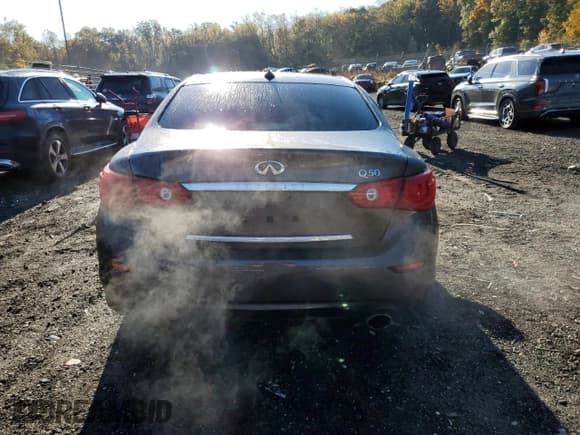 ✅ 2015 Infiniti Q50 Premium • VIN: JN1BV7AP2FM355450 • Lot: 82572375. Listed on Copart with 148,988 mi. Free auction sales archive from the USA and detailed vehicle history report at DreamBid. Image 6.