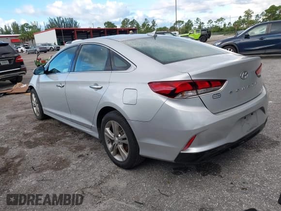 ✅ 2019 Hyundai Sonata SEL • VIN: 5NPE34AF0KH744629 • Lot: 43446085. Listed on IAAI with 66,256 mi. Free auction sales archive from the USA and detailed vehicle history report at DreamBid. Image 3.