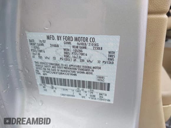 ✅ 2008 Ford Escape XLT • VIN: 1FMCU93128KC01646 • Lot: 42372522. Listed on IAAI with 211,988 mi. Free auction sales archive from the USA and detailed vehicle history report at DreamBid. Image 9.