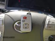 ✅ 2008 Toyota Camry • VIN: JTNBB46K883045891 • Lot: 43098484. Wystawiony na IAAI z przebiegiem 214 117 mil. Bezpłatny archiwum sprzedaży aukcyjnych z USA i szczegółowy raport historii pojazdu na DreamBid. Zdjęcie 11.