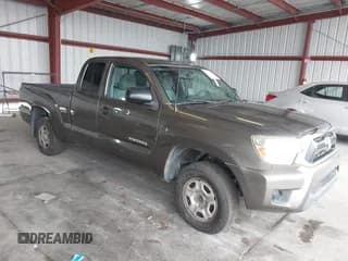 ✅ 2013 Toyota Tacoma • VIN: 5TFTX4CN8DX025409 • Лот: 43793248. Опубликован ранее на IAAI с пробегом 305 306 миль. Бесплатный доступ к архиву аукционных продаж из США и подробный отчёт об истории автомобиля на DreamBid. Изображение 1.