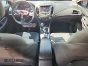 ✅ 2017 Chevrolet Cruze LT • VIN: 1G1BE5SM8H7194084 • Lot: 70013605. Listed on Copart with 102,890 mi. Free auction sales archive from the USA and detailed vehicle history report at DreamBid. Image 8.