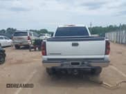 ✅ 2006 Chevrolet Silverado 2500HD LT3 • VIN: 1GCHK23D06F174096 • Лот: 42561823. Опубликован ранее на IAAI с пробегом 235 983 миль. Бесплатный доступ к архиву аукционных продаж из США и подробный отчёт об истории автомобиля на DreamBid. Изображение 16.