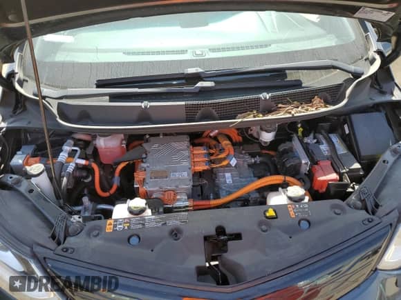 2020 Chevrolet Bolt EV LT с VIN 1G1FY6S08L4147790, выставлен на аукционе Copart как лот 54361385 с пробегом 90 969 миль миль и Списание • Salvage title. История ставок и продаж доступна на DreamBid. Изображение 11.