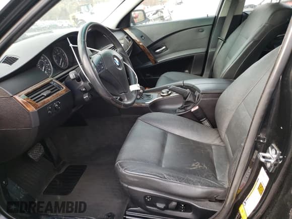 ✅ 2007 BMW 5 Series 530xi • VIN: WBANF73527CU24158 • Лот: 91927315. Опубликован ранее на Copart с пробегом 102 308 миль. Бесплатный доступ к архиву аукционных продаж из США и подробный отчёт об истории автомобиля на DreamBid. Изображение 7.