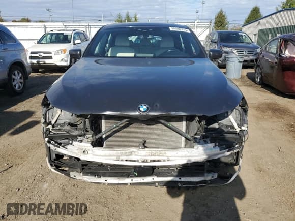 ✅ 2018 BMW 6 Series 640i xDrive • VIN: WBAJV6C56JBC99676 • Lot: 86480775. Wystawiony na Copart z przebiegiem 101 871 mil. Bezpłatny archiwum sprzedaży aukcyjnych z USA i szczegółowy raport historii pojazdu na DreamBid. Zdjęcie 5.