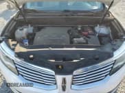 ✅ 2016 Lincoln MKX Select • VIN: 2LMTJ6KR0GBL74738 • Lot: 52916235. Listed on Copart with 42,684 mi. Free auction sales archive from the USA and detailed vehicle history report at DreamBid. Image 12.