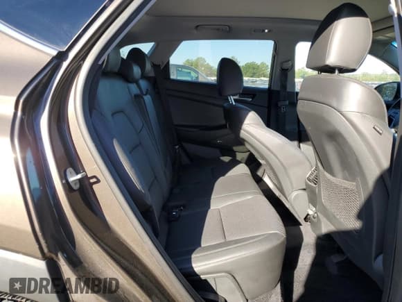 ✅ 2020 Hyundai Tucson SEL • VIN: KM8J33AL7LU176865 • Lot: 86433025. Listed on Copart with 113,944 mi. Free auction sales archive from the USA and detailed vehicle history report at DreamBid. Image 11.