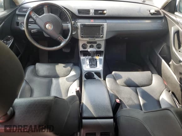 ✅ 2007 Volkswagen Passat Wolfsburg Edition • VIN: WVWAK73C87P127416 • Lot: 64365085. Wystawiony na Copart z przebiegiem Nie podano. Bezpłatny archiwum sprzedaży aukcyjnych z USA i szczegółowy raport historii pojazdu na DreamBid. Zdjęcie 8.