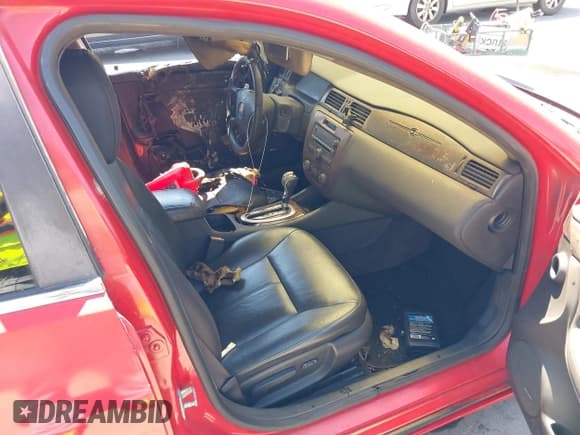 ✅ 2006 Chevrolet Impala SS • VIN: 2G1WD58C069125940 • Лот: 42788553. Опубликован ранее на IAAI с пробегом Не указан. Бесплатный доступ к архиву аукционных продаж из США и подробный отчёт об истории автомобиля на DreamBid. Изображение 5.