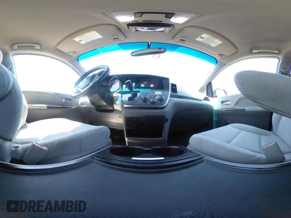 ✅ 2015 Toyota Sienna LE AAS • VIN: 5TDKK3DC1FS599814 • Lot: 43177687. Listed on IAAI with 172,086 mi. Free auction sales archive from the USA and detailed vehicle history report at DreamBid. Image 18.