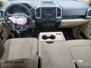 ✅ 2015 Ford F-150 XLT • VIN: 1FTEW1EF1FKE73748 • Lot: 90114235. Wystawiony na Copart z przebiegiem 52 587 mil. Bezpłatny archiwum sprzedaży aukcyjnych z USA i szczegółowy raport historii pojazdu na DreamBid. Zdjęcie 8.