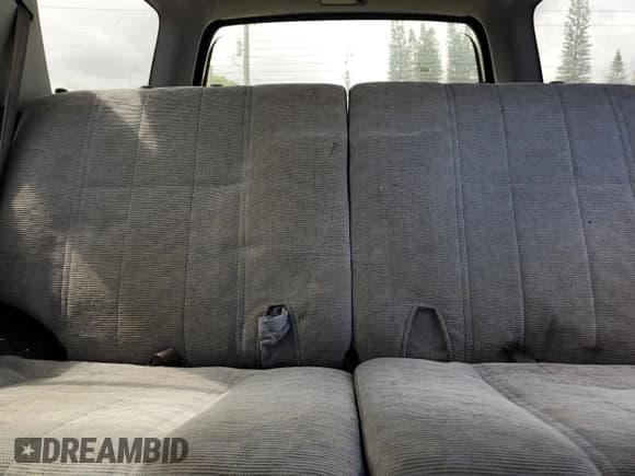 ✅ 2000 Toyota 4Runner • VIN: JT3GM84RXY0067408 • Lot: 84874025. Wystawiony na Copart z przebiegiem 277 240 mil. Bezpłatny archiwum sprzedaży aukcyjnych z USA i szczegółowy raport historii pojazdu na DreamBid. Zdjęcie 10.