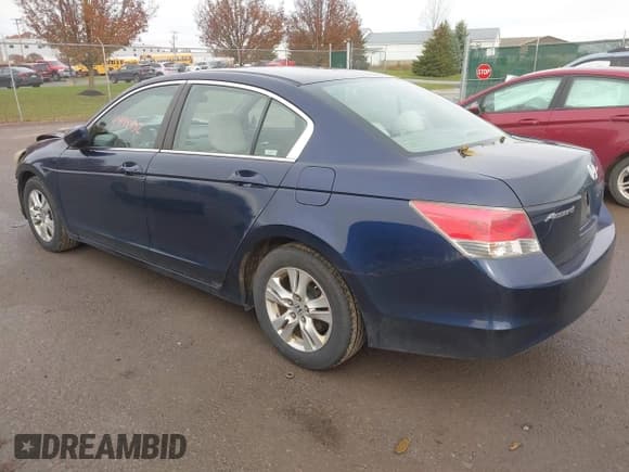 ✅ 2008 Honda Accord LX-P • VIN: 1HGCP26408A103182 • Lot: 43694432. Listed on IAAI with 135,251 mi. Free auction sales archive from the USA and detailed vehicle history report at DreamBid. Image 3.