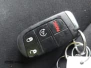 ✅ 2021 Jeep Renegade Latitude • VIN: ZACNJDBB2MPN31870 • Lot: 43601505. Wystawiony na IAAI z przebiegiem 29 639 mil. Bezpłatny archiwum sprzedaży aukcyjnych z USA i szczegółowy raport historii pojazdu na DreamBid. Zdjęcie 11.